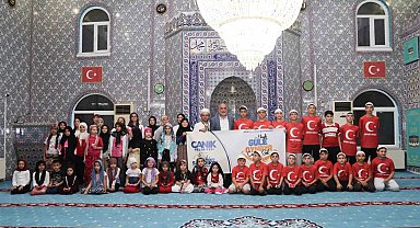 Camiler çocuklarla şenlendi: Geleneksel projeye ilgi büyük
