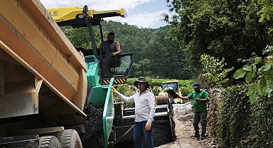 Çanakkale'de asfalt dökme çalışmalarına devam ediliyor