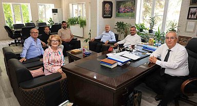 CHP'li başkanlardan AK Partili Başkan Arslan'a tebrik ziyareti