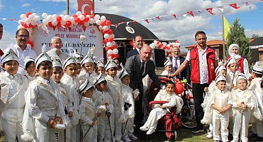 Çorum'da asırlardır süren gelenek yaşatıldı: 30 çocuk için sünnet şöleni düzenlendi