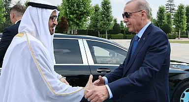 Cumhurbaşkanı Erdoğan, BAE Devlet Başkanı Al Nahyan'ı törenle karşıladı