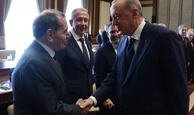 Cumhurbaşkanı Erdoğan, Galatasaray Başkanı Özbek'i hastanede ziyaret etti