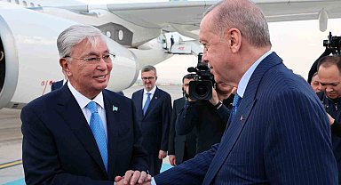Cumhurbaşkanı Erdoğan, Kazakistan Cumhurbaşkanı Tokayev'i resmi törenle karşıladı
