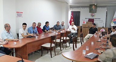 Dalaman Belediyesi'nden esnafa temizlik çağrısı