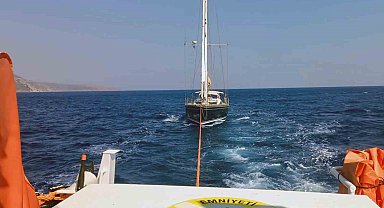 Datça'da açıklarında arızalanan ve sürüklenen yelkenli tekne kurtarıldı