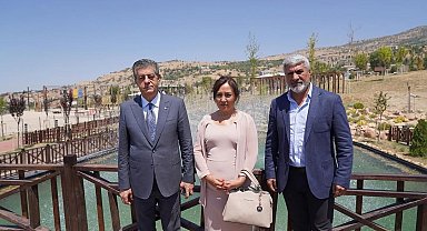DEM Parti'den ihraç edilen Kayır, Başkan Yarka'yı ziyaret etti