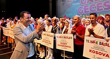 Denizli'de Halk Dansları Festivali barışın ve kardeşliğin sembolü oldu