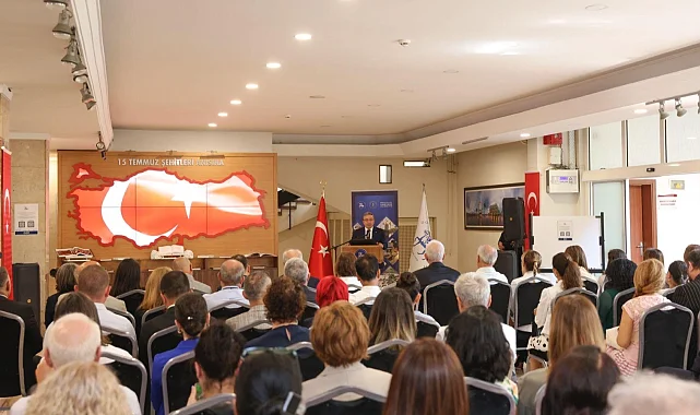 DEÜ'de 15 demokrasi ve milli birlik mesajı verildi