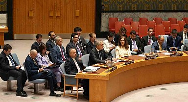 Dışişleri Bakan Yardımcısı Yılmaz: "Suriye halkı kalıcı barışa bir adım daha yaklaştı, şimdi destek zamanı"