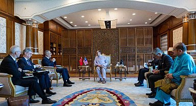 Dışişleri Bakanı Fidan, Malezya Başbakanı Enver İbrahim ile görüştü