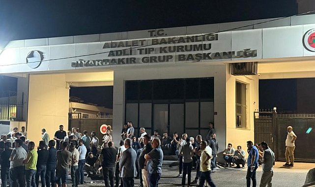 Diyarbakır'da husumetli aileler arasında kavga: 2 ölü