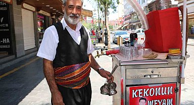 Diyarbakır'da sıcakların kurtarıcısı: Meyan kökü şerbeti