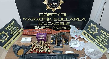 Dörtyol'da evden uyuşturucu ve cephanelik çıktı