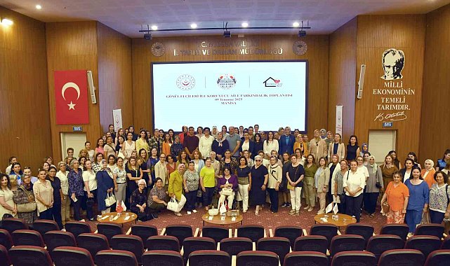 Dr. Ruhan Özkan: "Bir çocuğun hayatına dokunmak en büyük iyiliktir"