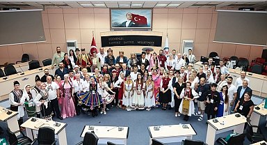 Dünyanın renkleri Denizli'de buluştu