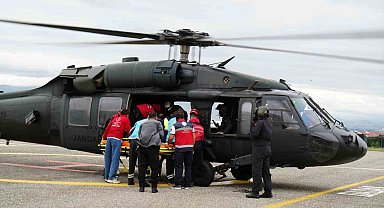 Düşen uçakta hayatını kaybeden pilotun cenazesi Erzurum'a getirildi