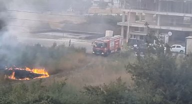 Düzce'de iki farklı noktada çıkan anız yangını söndürüldü