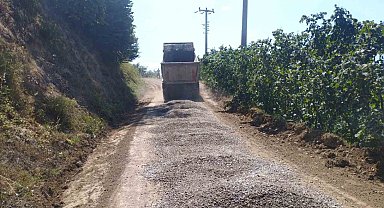 Düzce'de köy yollarında bakım sürüyor
