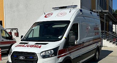 Düzce'ye yeni tam donanımlı ambulans tahsis edildi