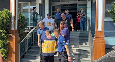 Edirne'de genç kızın intihar girişimini ekipler engelledi