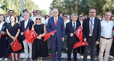 Ege Üniversitesi 15 Temmuz'da bir kez daha tek yürek oldu