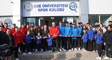 Egeli genç ragbicilerden İzmir'de çifte şampiyonluk