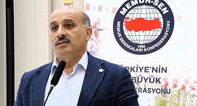 Eğitim-Bir-Sen Adana Şubesi zorunlu eğitim sistemini masaya yatırdı