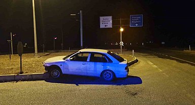 Ehliyetsiz sürücü kaza yaptı: 37 bin lira ceza