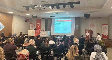 Elazığ'da 'Aile Yılı' eğitimleri sürüyor