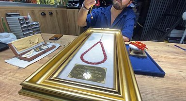 Elazığ'da milyonluk Osmanlı kehribarı tespihler görücüye çıktı