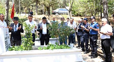 Emet'te şehit mezarları ve şehit aileleri ziyaret edildi