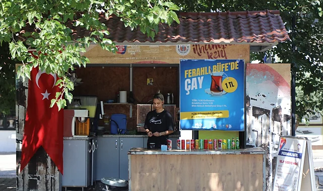 Enflasyona karşı sıcak bir bardak: Selçuk'ta çay 1 TL!