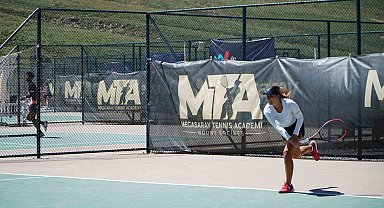 Erciyes'teki Dünya Tenis Turu'nda finaller pazar günü oynanacak