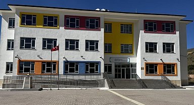 Erdem Beyazıt İmam Hatip Ortaokulunda 12 öğrenci hafızlık eğitimini tamamladı