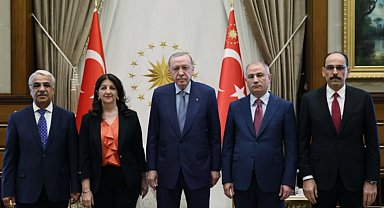 Erdoğan, DEM Parti Heyetini Külliye'de kabul etti