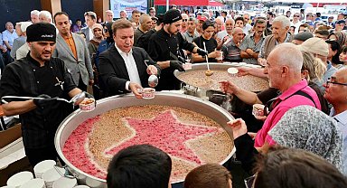 Erzincan'da 3 bin kişilik aşure ikramı