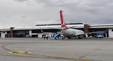 Erzurum'da ilk çeyrekte ayından 601 bin 241 kişi uçtu