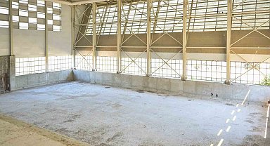 Esenyurt'ta yarım kalan spor tesisi tamamlanıyor