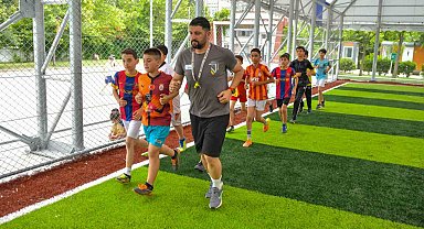Esenyurt'ta yüzlerce çocuk yaz spor okullarında sporla buluşuyor