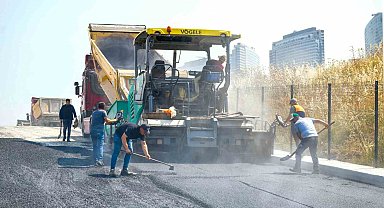 Esenyurt'un yolları yenileniyor