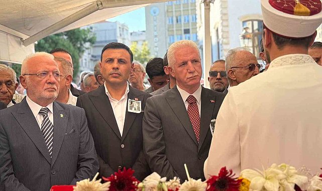 Eski CHP Genel Başkanı Altan Öymen son yolculuğuna uğurlandı