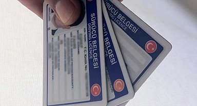 Eski tip ehliyetler için son tarih 31 Temmuz... Yenilemeyenler 7 bin 423 TL ceza ödeyecek!