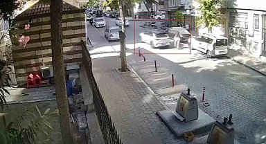 Eyüpsultan'da polisten örnek davranış: Dik yokuştan inemeyen kağıt toplayıcısının yardımına koştu