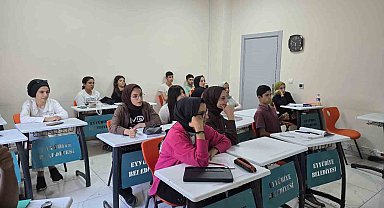 Eyyübiye Belediyesinden gençlere YKS tercih desteği