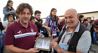 Fatih Tekke'ye gece kayağı fotoğrafı sürprizi