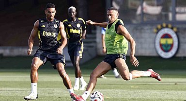 Fenerbahçe, hazırlıklarına Samandıra'da devam etti