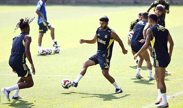 Fenerbahçe, hazırlıklarını sürdürdü