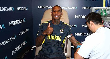 Fenerbahçe'de sağlık kontrolleri başladı