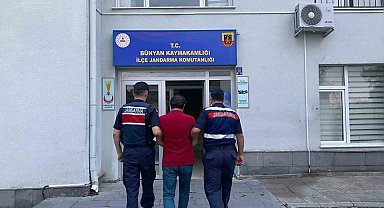FETÖ üyesi şahıs jandarmadan kaçamadı