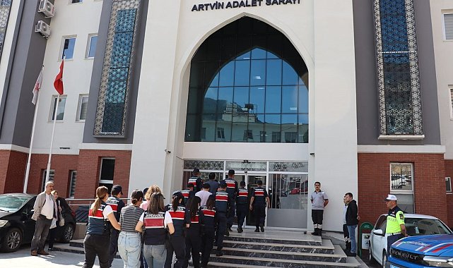 FETÖ'nün güncel yapılanmasına yönelik 5 ilde eş zamanlı operasyon: 8 gözaltı